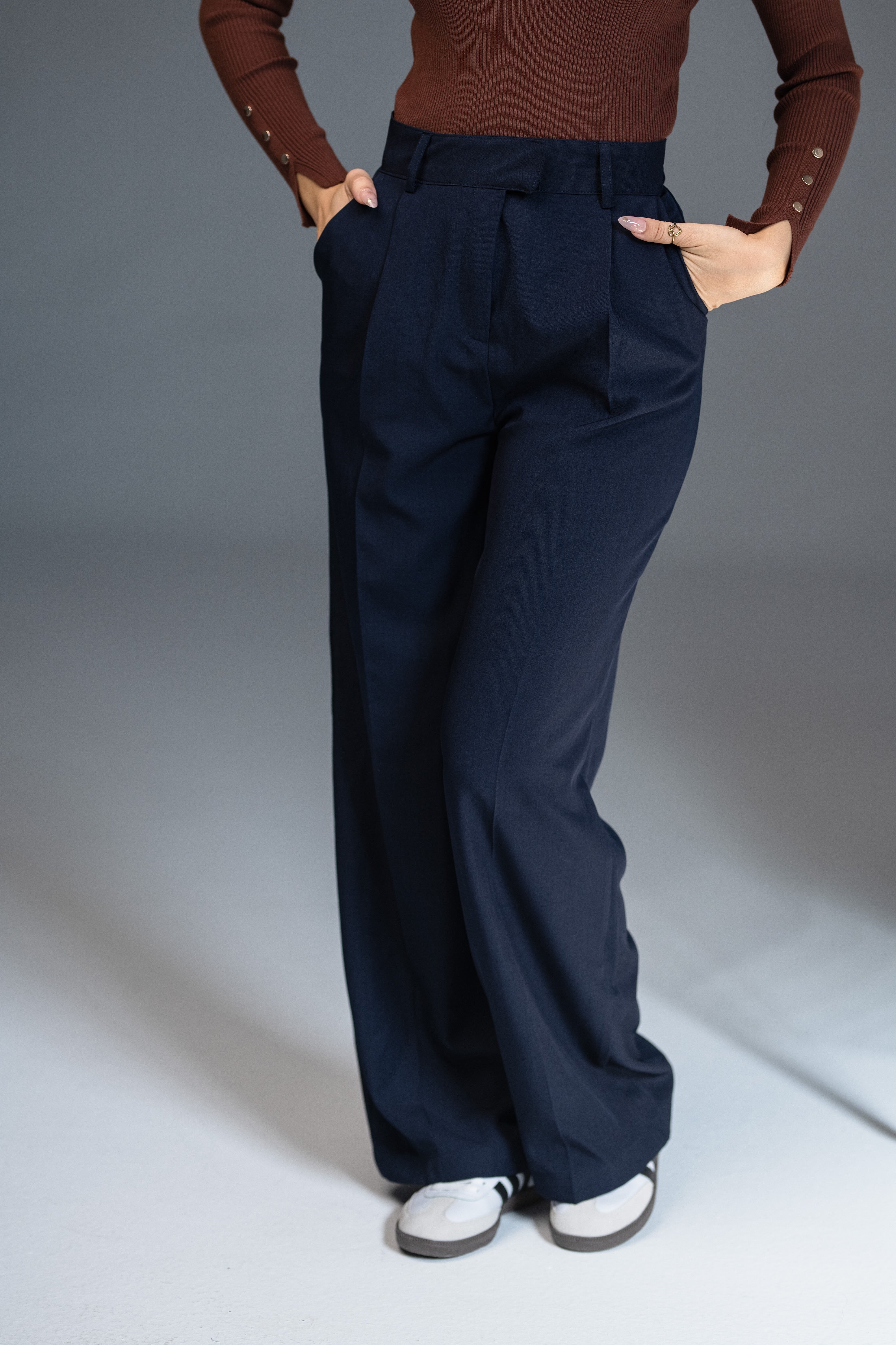 Pantalon Basique Chic