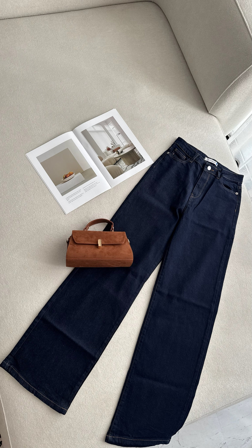 Jean Essential