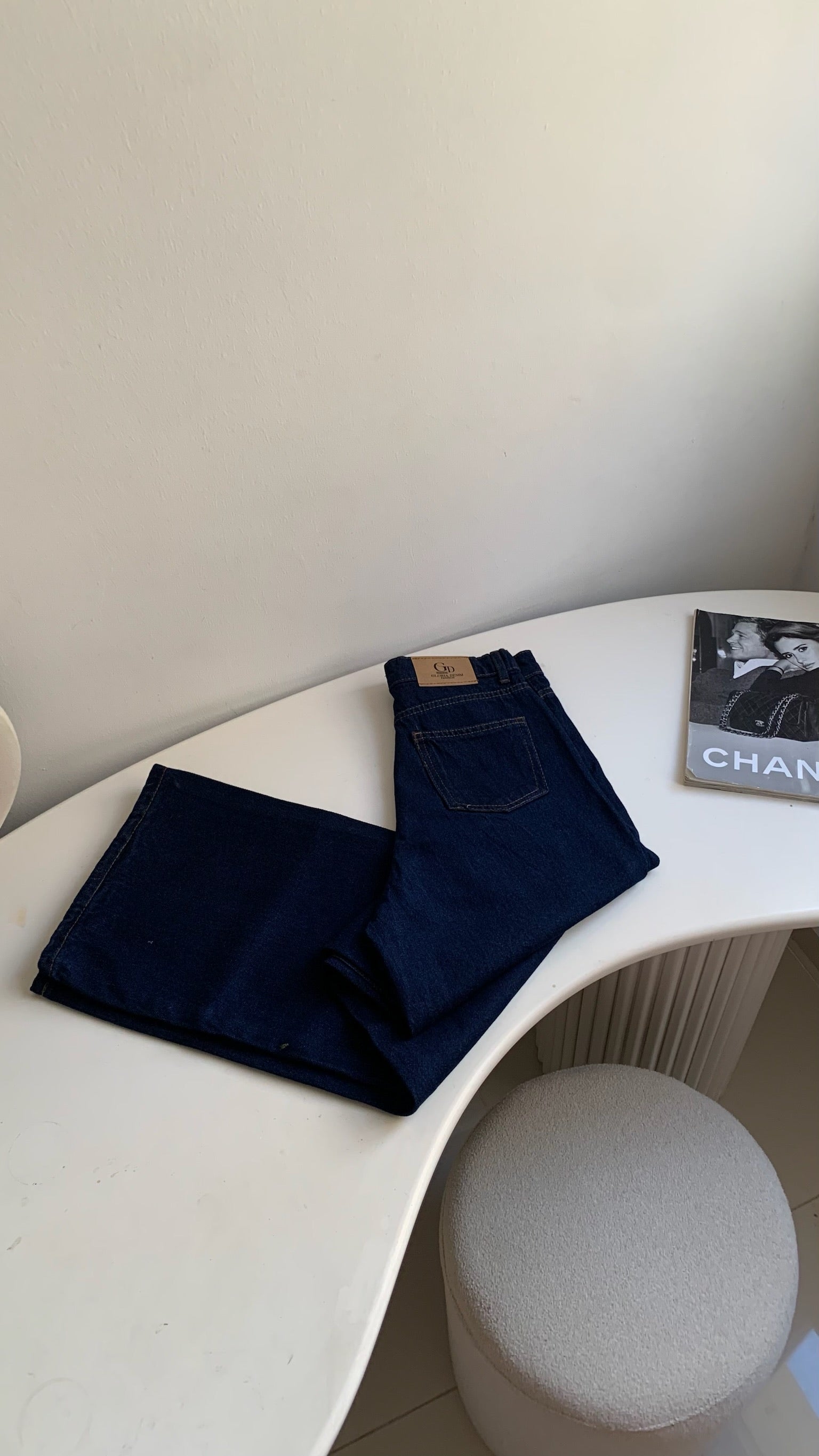 Jean Essential