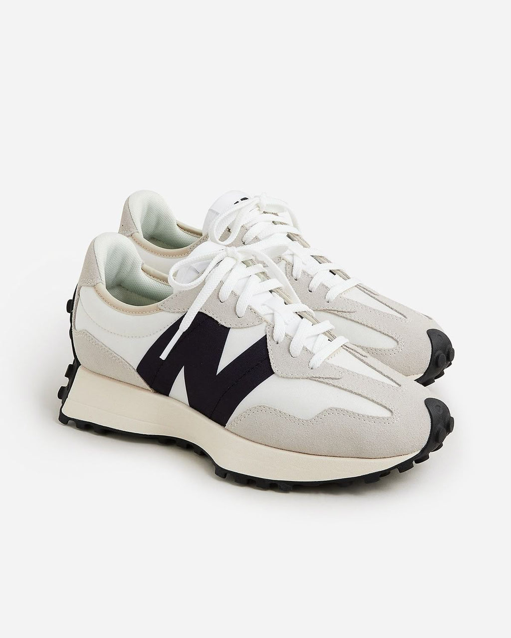 New Balance 327